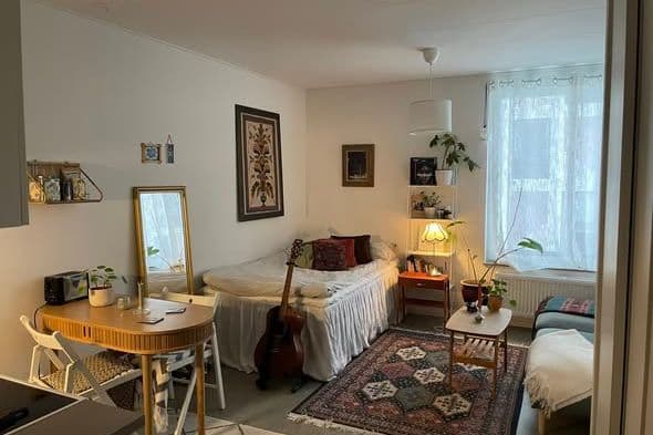 Möblerad studentetta i Kärrtorp