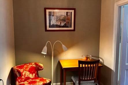 Charmig 1:a på Kungsholmen nära T-bana