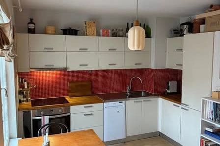 Charmig 1,5a i Stureby nära T-bana