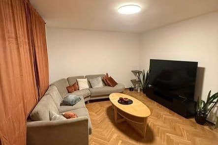 2 rok med walk-in i Hässelby strand